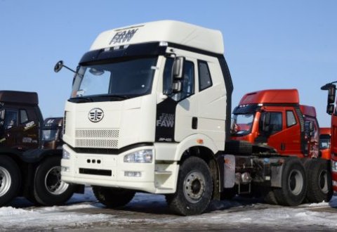 FAW J6P 6*4 420HP Tractor Truck