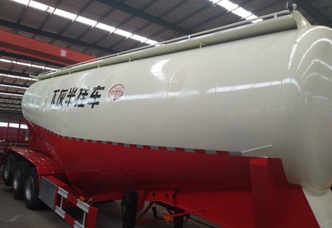 Bulk Cement Tank Trailer Fly Ash Cement Bulker Carrier