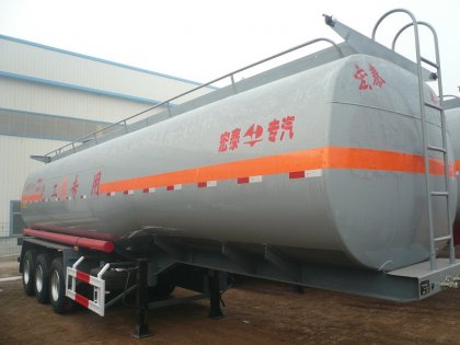 China Fuel Tanker Trailer 40M3, 45M3, 47M3 For Sale