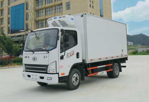 Faw 4x2 5 Tons Refrigerated Truck 16M3