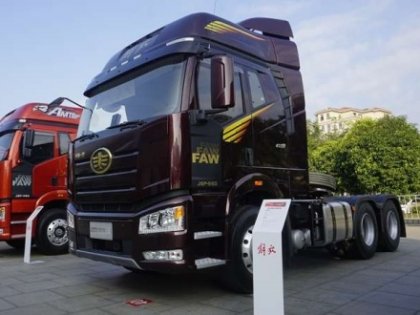 FAW 6x4 New J6P Euro5 460hp Tractor Truck
