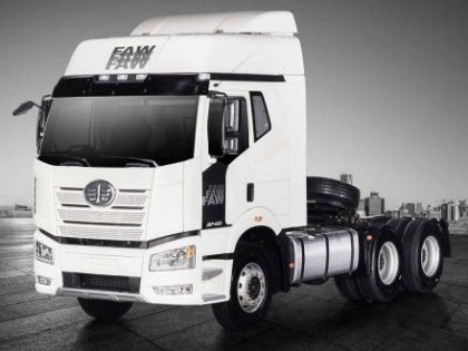 FAW New J6P 6x4 390HP Euro2 Tractor Truck