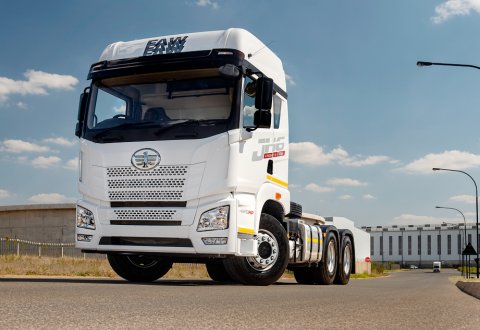 FAW JH6 420hp 6x4 LHD Tractor Truck for Sale