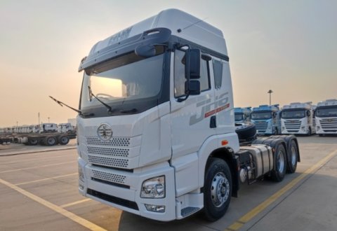 FAW JH6 420hp 6x4 LHD Tractor Truck for Sale